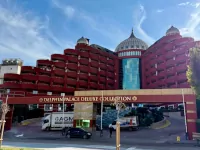 Mietwagen am Delphin Palace Hotel in Lara / Antalya