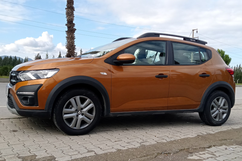 Ein Mietwagen Fiat Egea